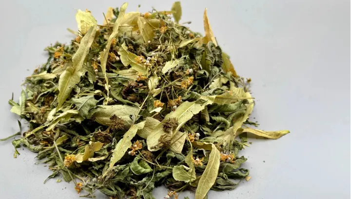 Comment préparer une infusion au CBD ? Le guide du Crew